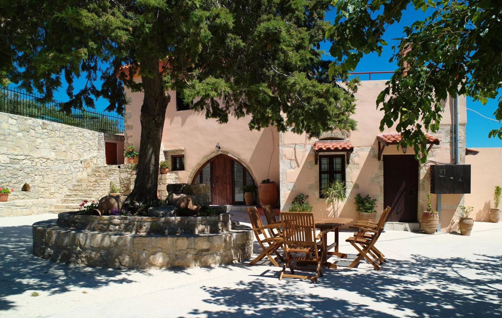 Mouri Villa Mourion  Exterior foto
