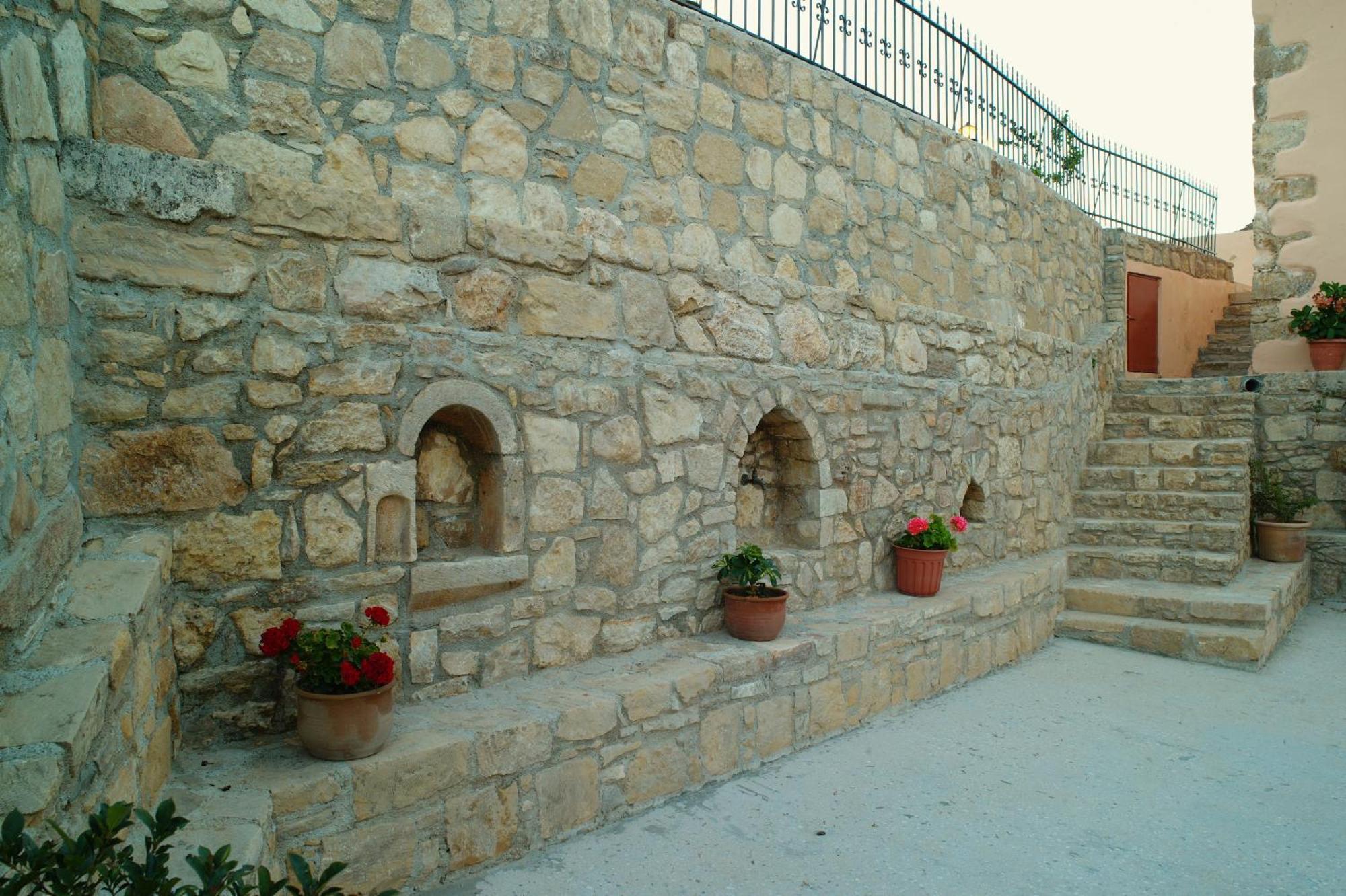 Mouri Villa Mourion  Exterior foto