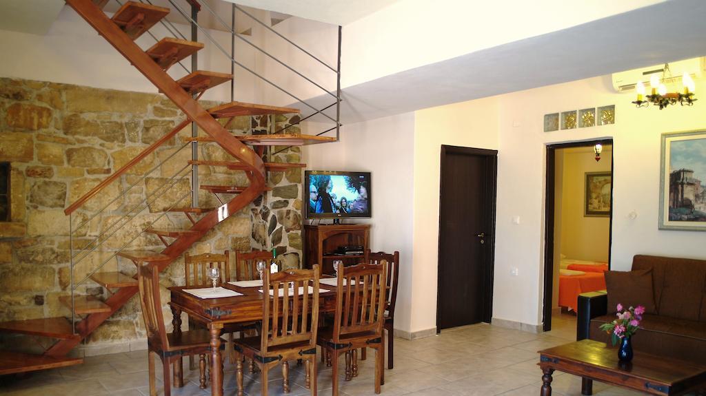 Mouri Villa Mourion  Exterior foto